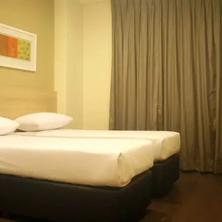 Hotel 81 Lucky-2